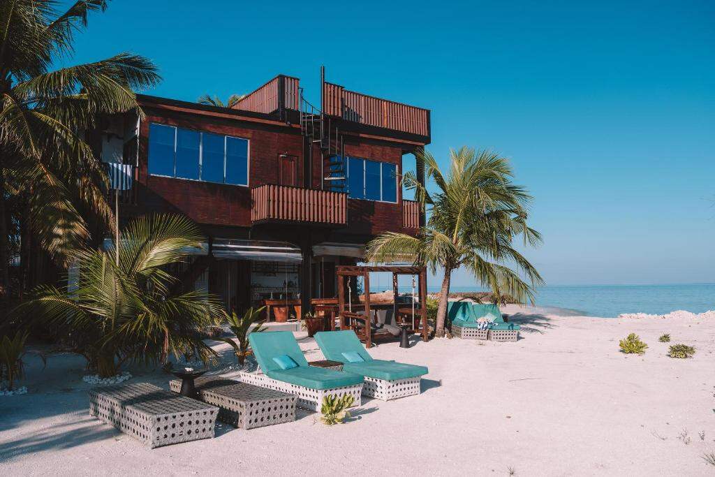 Tranquil Nest Vaavu beachfront on Rakeedhoo, Maldives